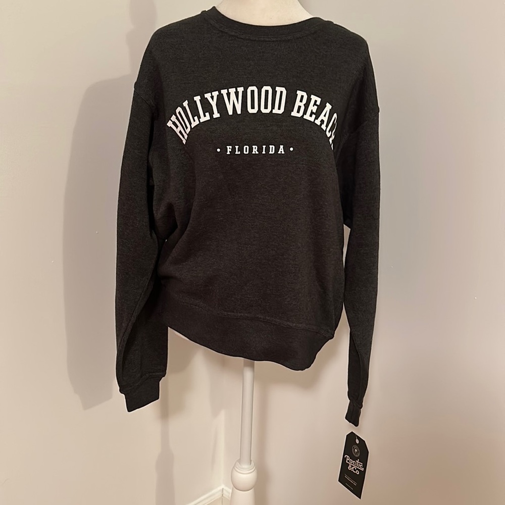 pacific & co hollywood beach charcoal crew neck sweater size small